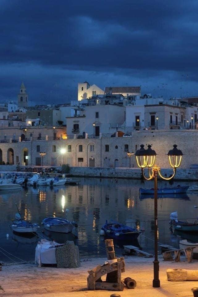 Вилла La Torre Di Dama Бишелье Экстерьер фото